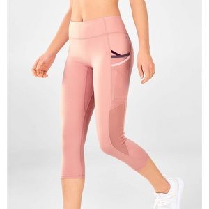 Fabletics- mid-rise trinity mesh powertouch crop